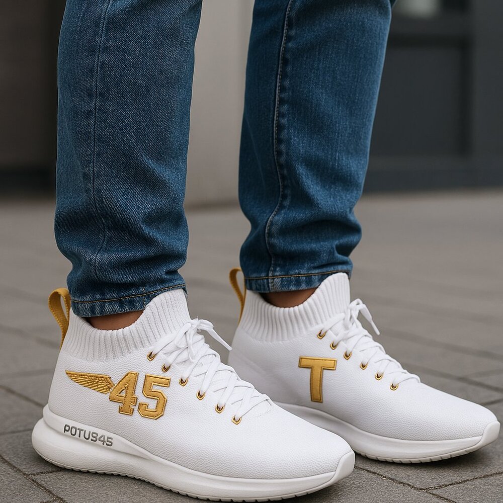 Donald Trump POTUS 45 Sneaker White Mens Size 9 Authentic NEW INBOX